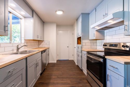 810 Walnut Ave, Ukiah CA  95482-3703 exterior