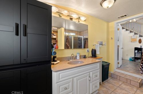 625 8th St, San Bernardino CA  92410-2916 exterior