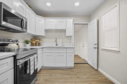 1401 Tebbutt Ave, Modesto CA  95350-3948 exterior