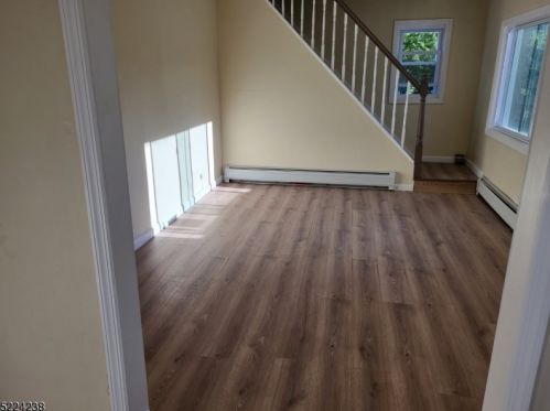 650 Rdg Rd, West Milford Lakes NJ  07480-2070 exterior