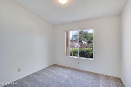 8756 Eagle Creek Dr, Tucson AZ  85730-5709 exterior