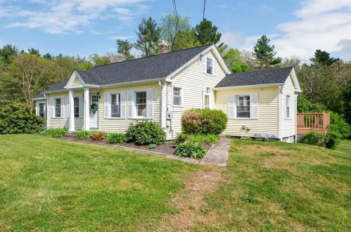 233 Centennial St, Glocester, RI 02859-3310