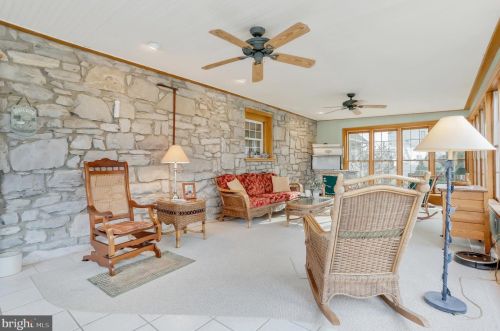 6383 Molly Pitcher Hwy, Lees Cross Roads PA  17257-9373 exterior