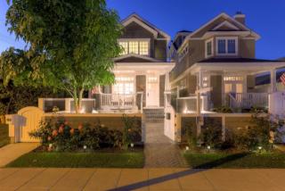 464 Orange Ave, San Diego, CA 92118-1848