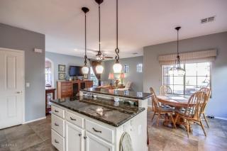 2674 Nielson St, Gilbert, AZ 85295-7140