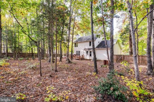 6404 Forest Grove Dr, Fredericksburg VA  22407-6344 exterior