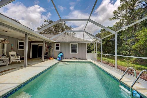 4220 61 Ave, Vero Beach FL 32968-9258 exterior