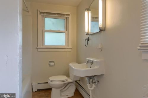 23 Rosanna St, Hummelstown PA  17036-1521 exterior