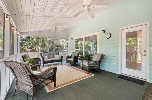 2813 Bottle Brush Ct, Mount Pleasant SC  29466-9202 exterior
