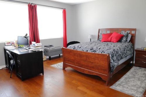 1360 Quince St, Beaumont CA  92223-8454 exterior