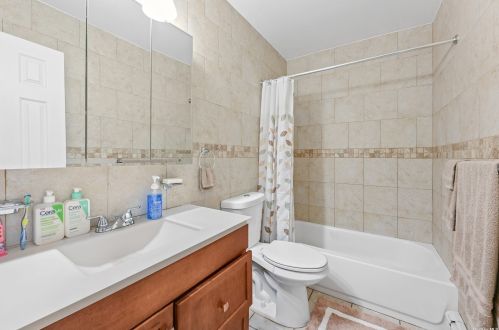 65-09 Beach Channel Dr, Far Rockaway NY  11691-2402 exterior