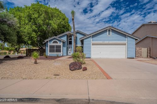 5324 Fairbrook St, Mesa, AZ 85205-5416