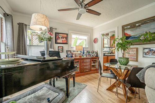229 Euclid Ave, Long Beach CA  90803-6082 exterior