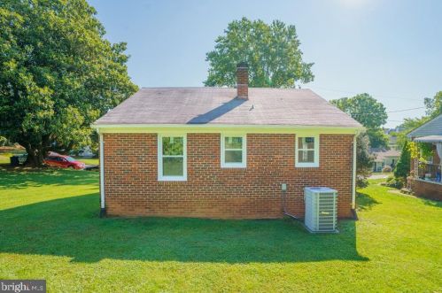 148 Tomlinson Ct, Madison Mills VA  22960-1420 exterior