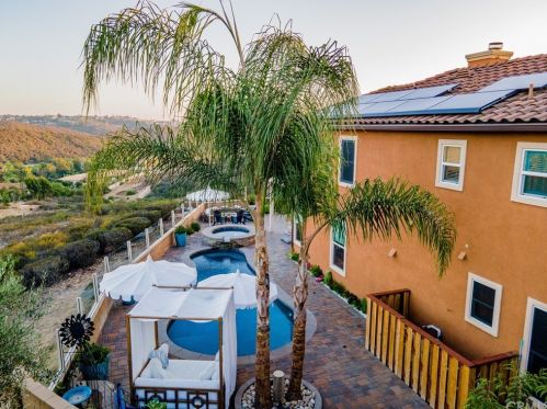 6335 Peach Way, San Diego, CA 92130-5736