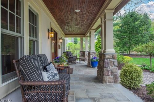 240 Morris Ave, Mountain Lakes, NJ 07046-1313