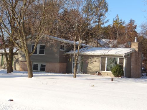 4911 Birchwood Trl, West Bend, WI 53095-9747