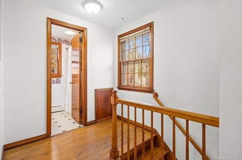 542 Forest St, Hartford CT  06118-2035 exterior