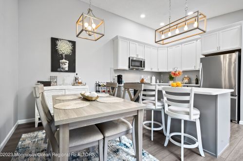 76 Players Cir, Tinton Falls NJ  07724-3805 exterior