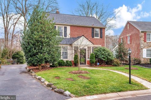 24 Hurst Rd, Wilmington, DE 19803-3717