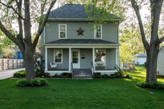 922 Madison St, Omaha, NE 68046-2540