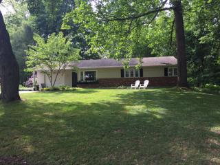 4 Red Fox Run, Pittsford, NY 14534-3428
