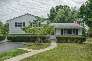 330 Cheyenne Dr, Westerville, OH 43081-2350