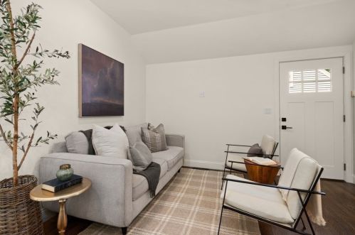 76 Chester Ave, Dedham MA  02026-6514 exterior