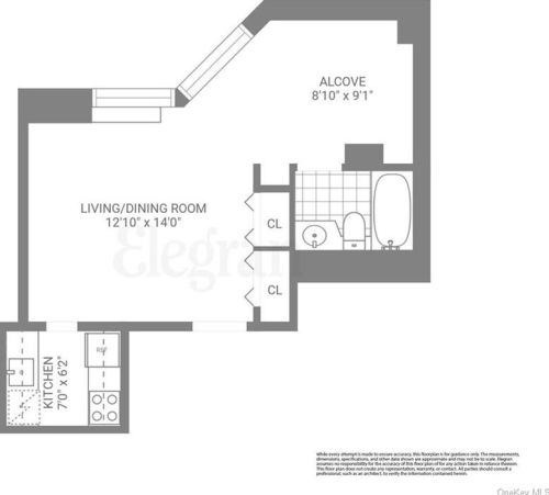 233 86th St, New York NY  10024-3302 exterior