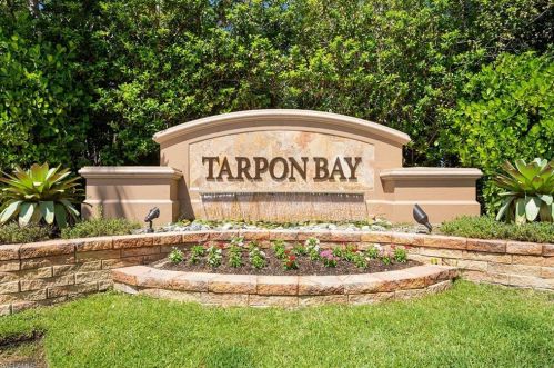 1786 Tarpon Bay Dr, Naples FL  34119-8776 exterior