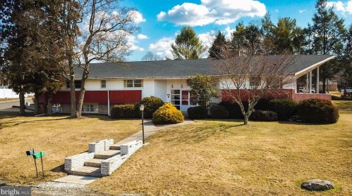 671 Mill St, Palmerton PA  18071-9770 exterior