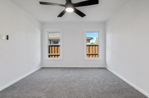 2521 Amelia St, Dallas TX  75235-8222 exterior