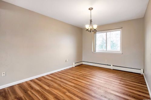 106 Rolling Meadows Rd, Middletown NY  10940-2606 exterior