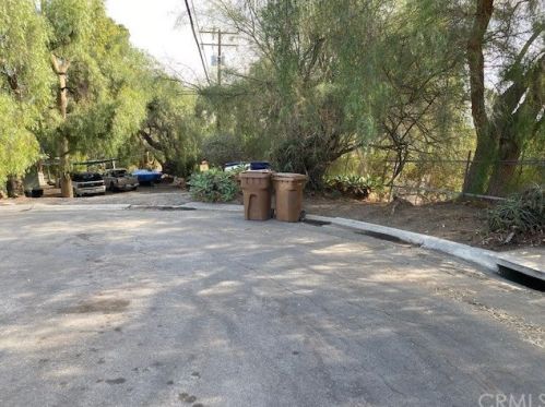 1220 Linda Ln, Fullerton CA  92831-2002 exterior