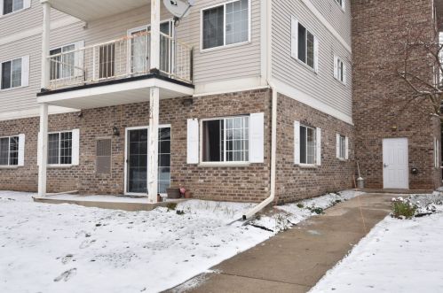 140 Commerce Blvd, Slinger, WI 53086-9008