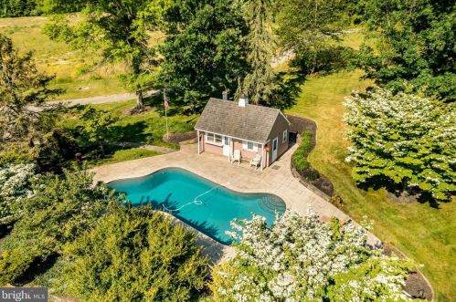 2564 Skippack Pike, Lansdale PA exterior