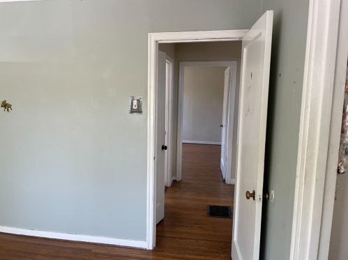 703 Flynn Ave, Redwood City CA  94063-2930 exterior