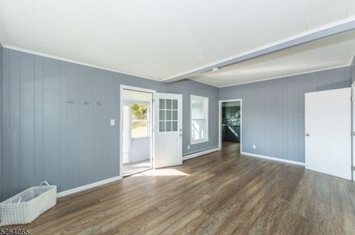 35 Harrison St, Wantage NJ  07461-2119 exterior