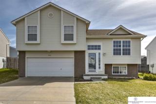 15311 Young St, Bennington, NE 68007-1461