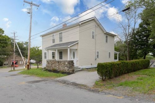 1 Oakley St, Montgomery, NY 12549-1403