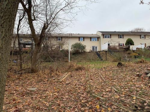 168 Vis Dr, Easton PA  18042-7210 exterior