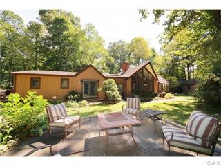 261 Wire Mill Rd, Stamford, CT 06903-4719