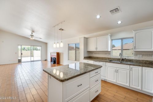 4559 Dailey St, Glendale AZ 85306-4120 exterior