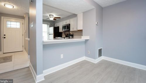 8320 Bark Tree Ct, Springfield VA  22153-3828 exterior