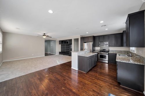 16278 Prairie Fire Ct, Lathrop CA  95330-8963 exterior