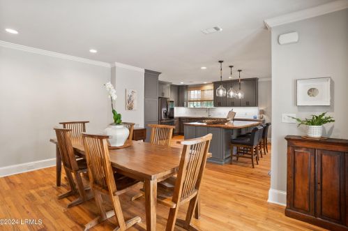 406 Heyward St, Beaufort, SC 29902-4315