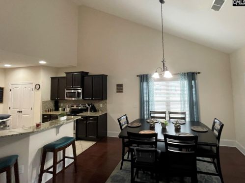 101 Niblick Ct, Cayce-West Columbia SC  29172-2593 exterior