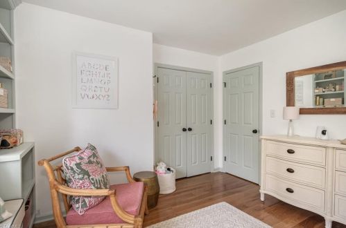 2704 Bardwell Rd, Greensboro NC  27410-8259 exterior