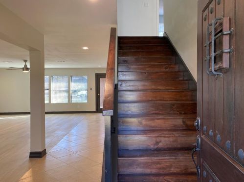 703 Ravensworth Dr, Conroe TX  77302-3739 exterior