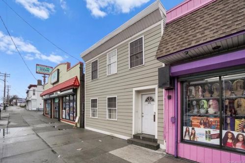 371 Broadway, Newburgh NY  12550-5301 exterior